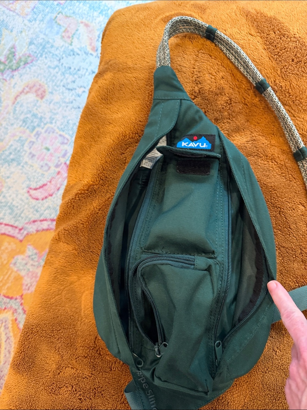 Kavu Teal Crossbody Sling Bag in Deep Teal - Picture 4 of 8